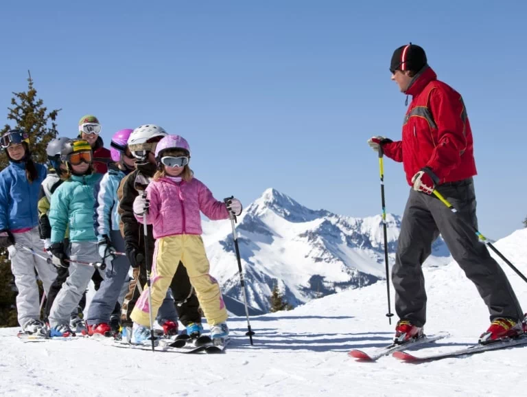 nauka dzieci jazdy na nartach